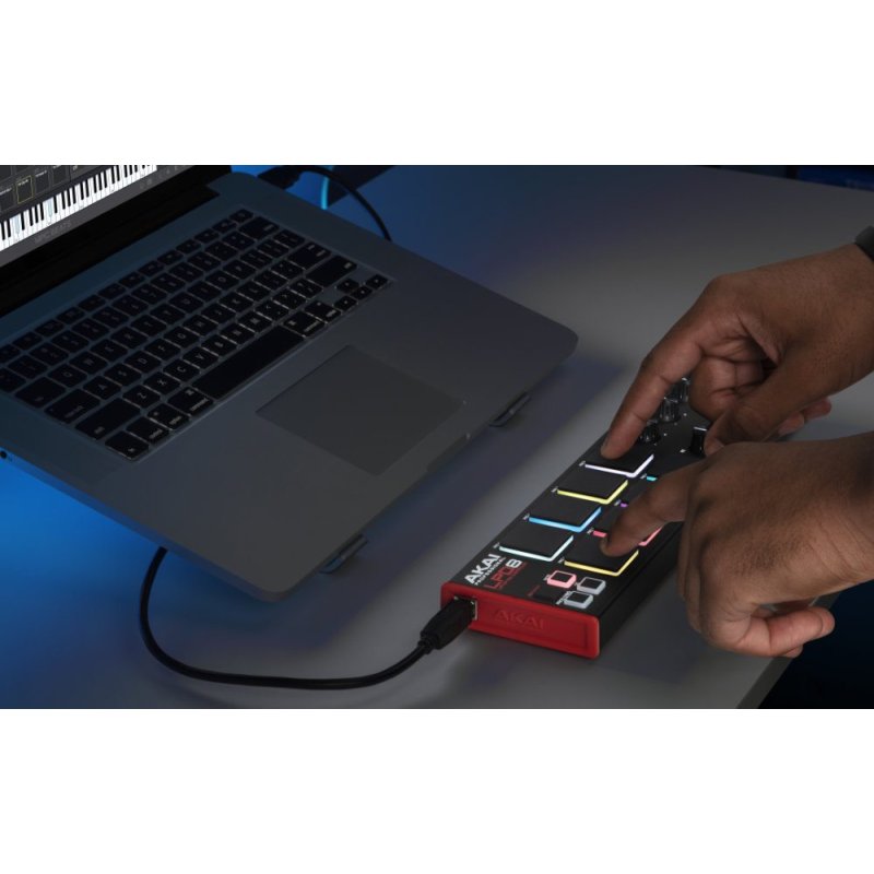 Akai lpd8 mkii 8 pad usb/midi controller